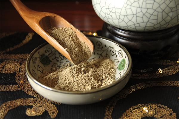 Xông nhà bằng bột tẩy uế